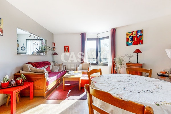 Apartment — Paris 20