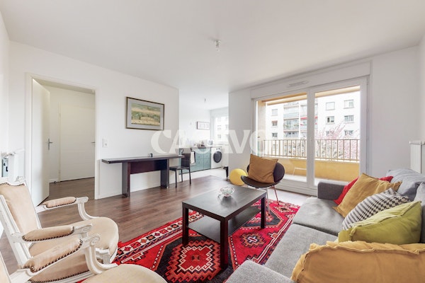 Apartment — Malakoff