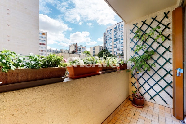 Apartment — Paris 20