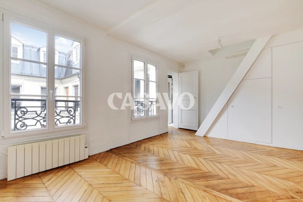 Apartment — Paris 3