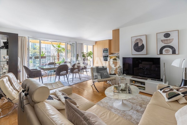 Apartment — Montrouge