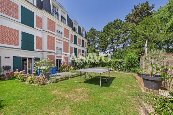 Apartment — Garches