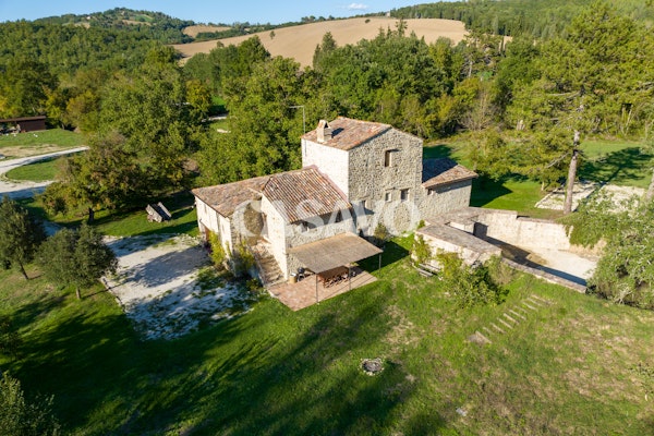Villa — Todi