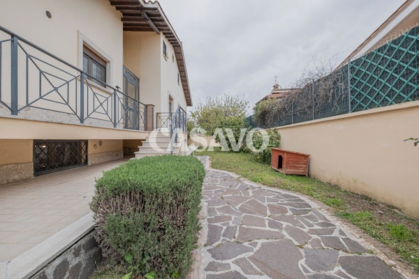 Villa — Roma