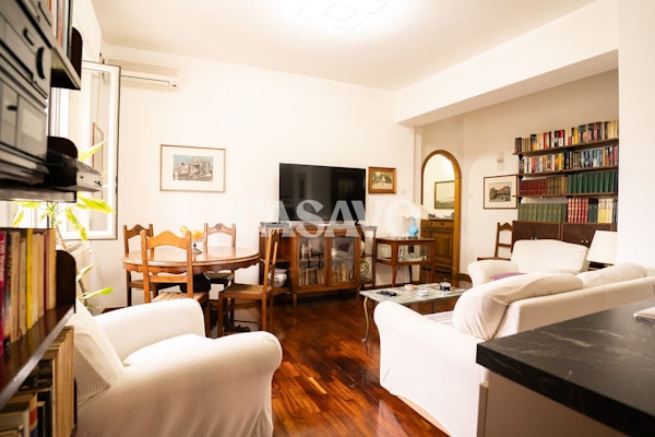 Apartment — Napoli