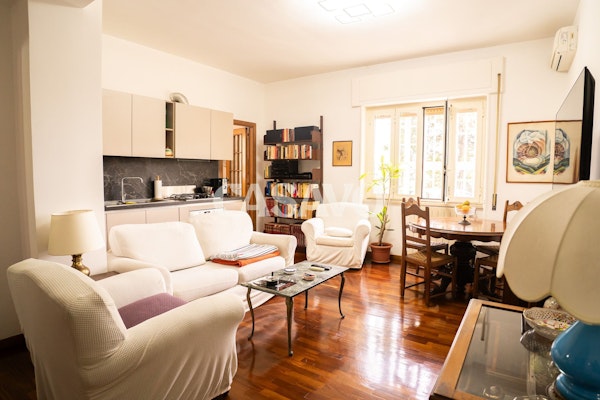 Apartment — Napoli